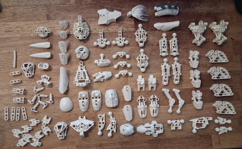 BC Lego Large Lot 86 White Bionicle Pieces Connectors Legos Mask