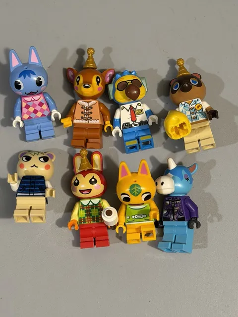 LEGO Animal Crossing Minifigure Lot of 8 Figures! Tom Nook!