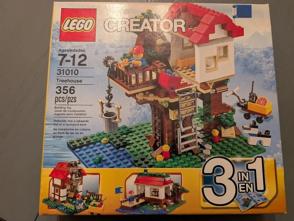**NEW AND SEALED** LEGO 31010 Creator 3 in 1 Treehouse Retired NIB