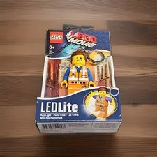 NEW OLD STOCK LEGO MOVIE EMMET LED KEY LITE LIGHT KEYCHAIN LGL-KE47