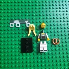 Lego Collectible Minifigures Series 11 Pretzel Girl
