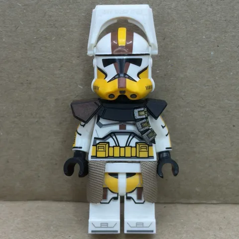 lego starwars gcc commander bly commander yellow 327th 327th with shamrock pauld