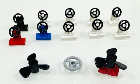 LEGO Boat Steering Wheels & Propellers Lot Mixed Colors Marine Parts Accessories