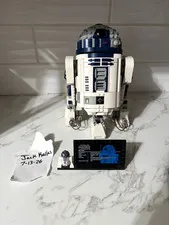 LEGO Star Wars R2-D2 75379