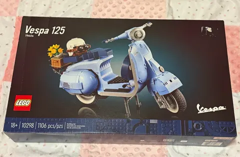 LEGO Icons Vespa 125 10298 Building Set 1106 pcs