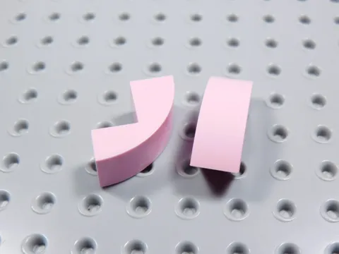LEGO Lot of 2 Pink 2x1x2/3 Curved Slopes Part 5907 BN