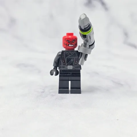 Lego Red Skull Minifigure Marvel 76166