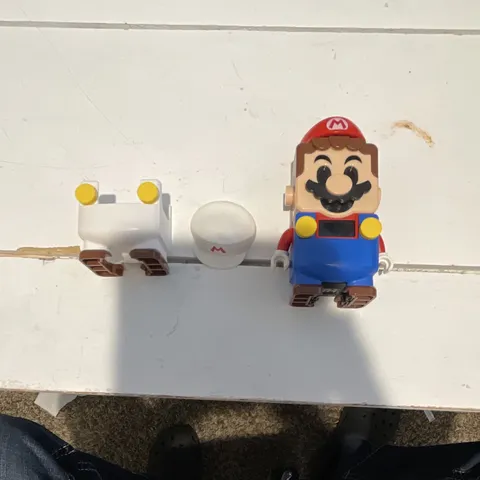 LEGO Super Mario Mario Interactive Minifigure Light Up w/ Stand Hat
