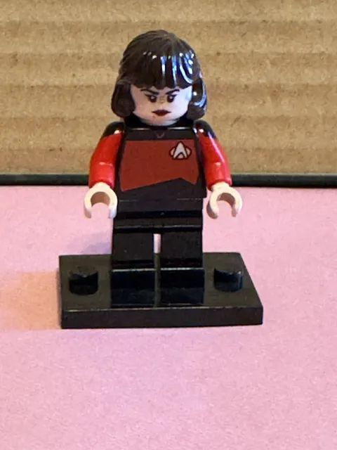 LEGO - Ensign Ro Minifigure  40768 Star Trek Shuttle Pod Onizuka (figure Only)