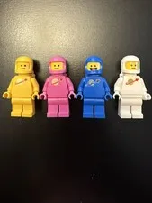 LEGO minfigs lot Classic Space Spaceman White Blue Pink Yellow 4 pcs Minifigure
