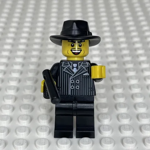 LEGO Series 5 Collectible Minifigures 8805 - Gangster Good Condition 