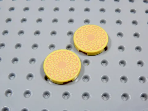 LEGO Lot of 2 Yellow Round 2x2 Printed Tiles Flower Center Minifig BT