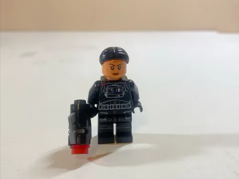 LEGO STAR WARS Iden Versio Imperial Inferno Squad Minifigure sh1000 With Helmet