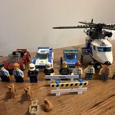 LEGO City Police Lot Vehicles Mini figures,Dogs