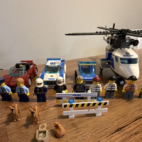 LEGO City Police Lot Vehicles Mini figures,Dogs