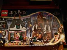 LEGO Harry Potter: Hogsmeade Village Visit (76388). New.