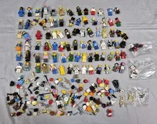 LEGO Minifigure Mini Figure Large Lot Parts & Pieces