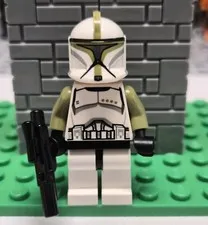 LEGO® Star Wars Clone Trooper Sergeant Minifigure Green Phase 1 75000 sw0438