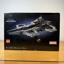 LEGO Marvel The Avengers Helicarrier 76295 509pcs 18+ Display Stand