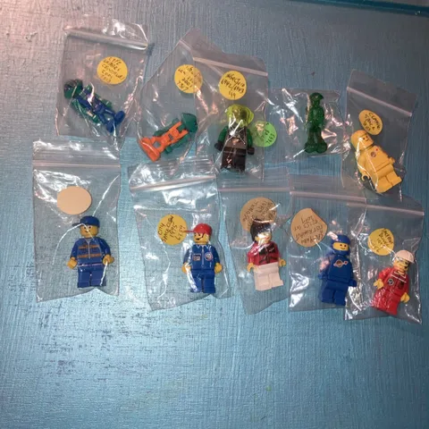 10 Lego Aliens Space Crew Life On Mars Mission City Spaceport Astronauts