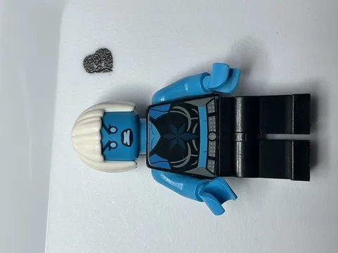 Lego DC Super Heroes Killer Frost Minifigure 76098