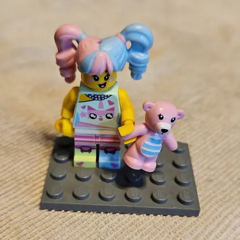 LEGO Plastic Minifigure Girl w/ Blue & Pink Pigtails Hair, Pink Teddy Bear