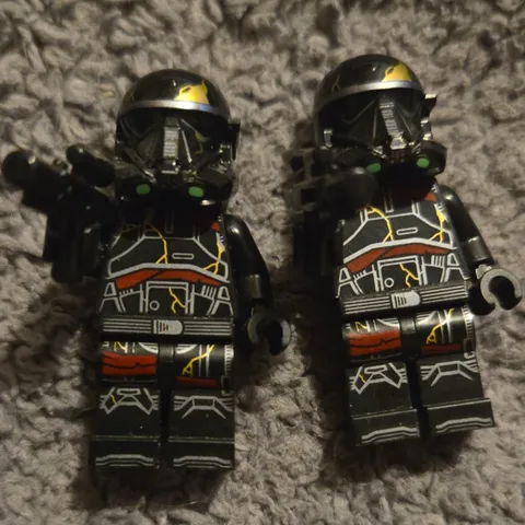LEGO Star Wars Black Trooper Minifigure Lot of 2 Helmets Printed Parts Blasters