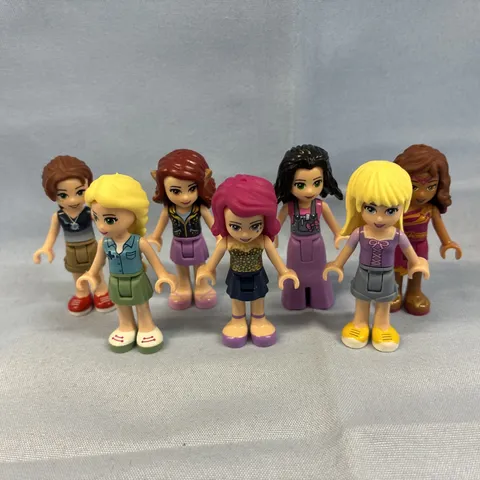 Lot of 7 Different Lego Friends Minifigures Olivia Mia Emma