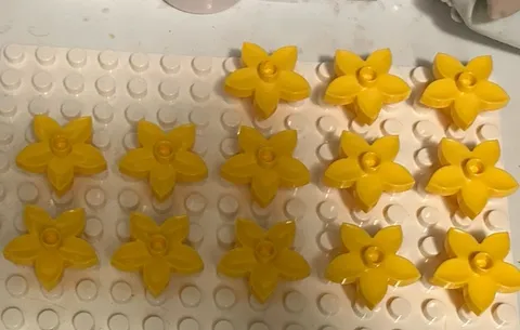 Lego Duplo 5 Pointed Flowers Yellow Lot Of 13!!