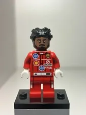 LEGO Lewis Hamilton Minifigure 43022 Scuderia Ferrari F1 Driver NEW