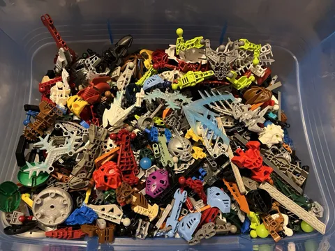 Huge Lot of Vintage LEGO Bionicle Action Figures Parts - Early 2000’s Rare