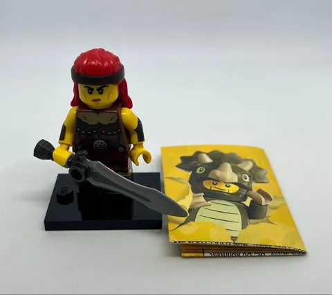 LEGO Barbarian Minifigure Series 25 71045