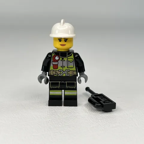 Lego Minifigure Figure Fire Woman Reflective Stripes Utility City 60107	cty0627
