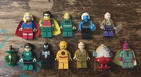 LEGO Lot MARVEL/DC/STAR WARS Minifigures (Green Lantern, Reverse Flash etc)