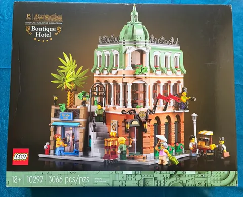 LEGO Icons: Boutique Hotel (10297) NEW IN SEALED BOX! SOLD OUT, RETIRED MODULAR!