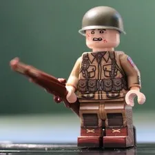 LEGO Minifig Co. Custom WW2 US 82nd Airborne Soldier With BrickArms