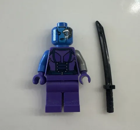 LEGO Super Heroes Nebula Blue Head Minifigure - sh0121 - Set 76020