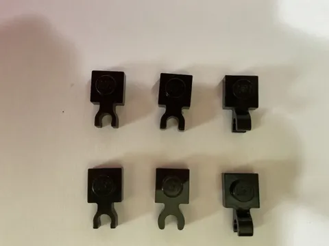 Vintage 2x LEGO lot 4085b Modified Plate 1 x 1 Vertical Clip THIN Black Classic