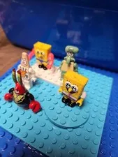 Lego SpongeBob Minifigure Lot Patrick, Mr. Krabs, Squidward, Spongebob  5 total