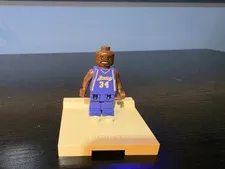 LEGO 2003 Shaquille O'Neal NBA Minifigure Lakers #34 Purple Jersey w/stand