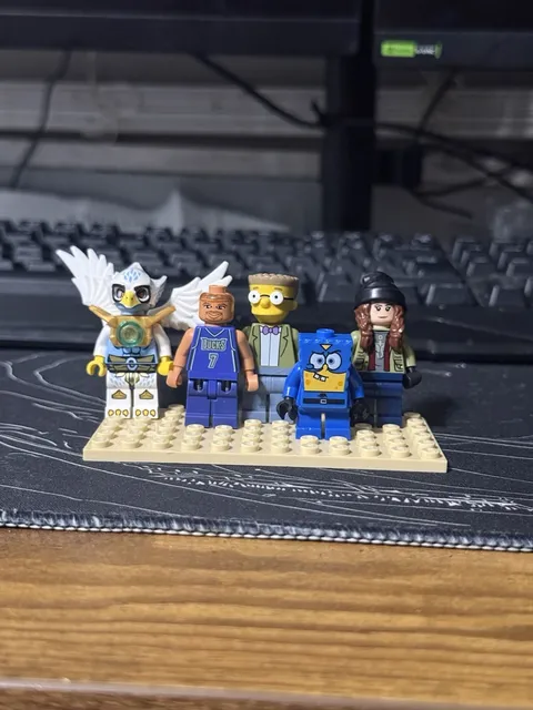 LEGO Minifigure Lot – Legends of Chima, NBA, Simpsons, SpongeBob & More