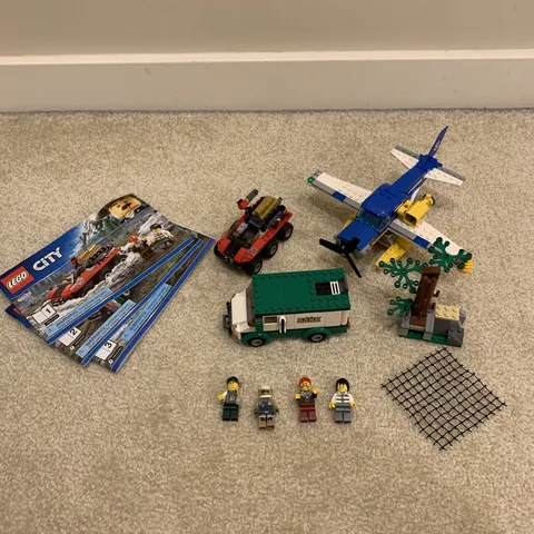 LEGO City Mountain River Heist 60175 Toy Building Set Complete 387 Pcs Shooter