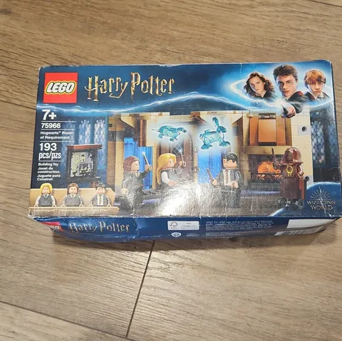 LEGO Harry Potter Hogwarts Room of Requirement 75966 Building Kit Box Damage