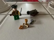 Lego Pirate Mini-figure Set