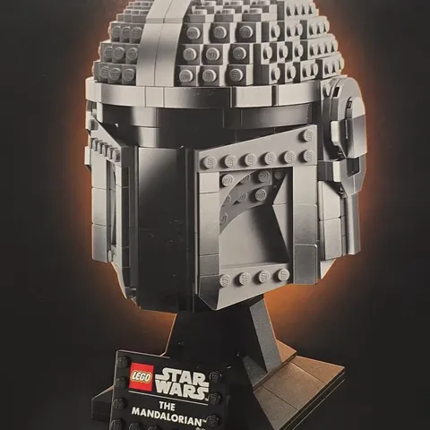 LEGO Star Wars The Mandalorian Helmet 75328 Set 584 Pieces - New