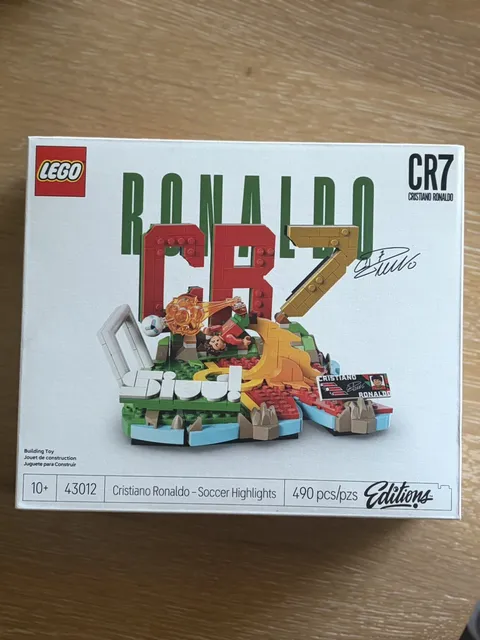 LEGO Editions 43012 Cristiano Ronaldo World Cup Soccer Highlights CR7 New in Box