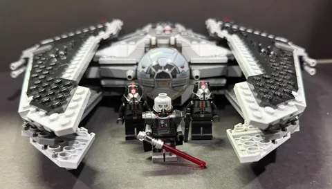 LEGO 9500 Star Wars Sith Fury-Class Interceptor Darth Malgus 99% Complete - MINT