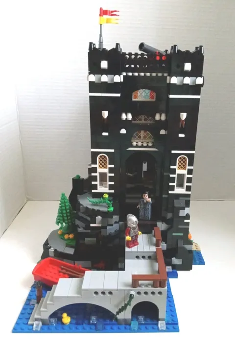 Lego Obsidian Castle One Of A Kind Custom Build Working Features &  Furnished 