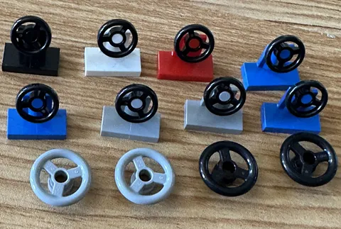 12 LEGO steering Wheels And Bases Lot