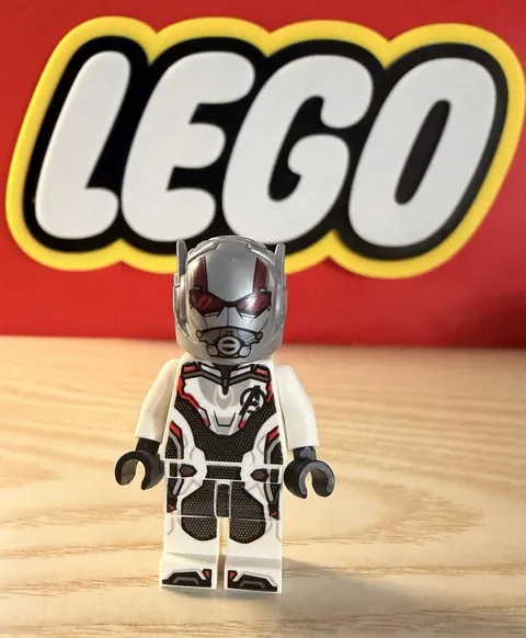 Lego Marvel Super Heroes Ant-Man Minifigure 